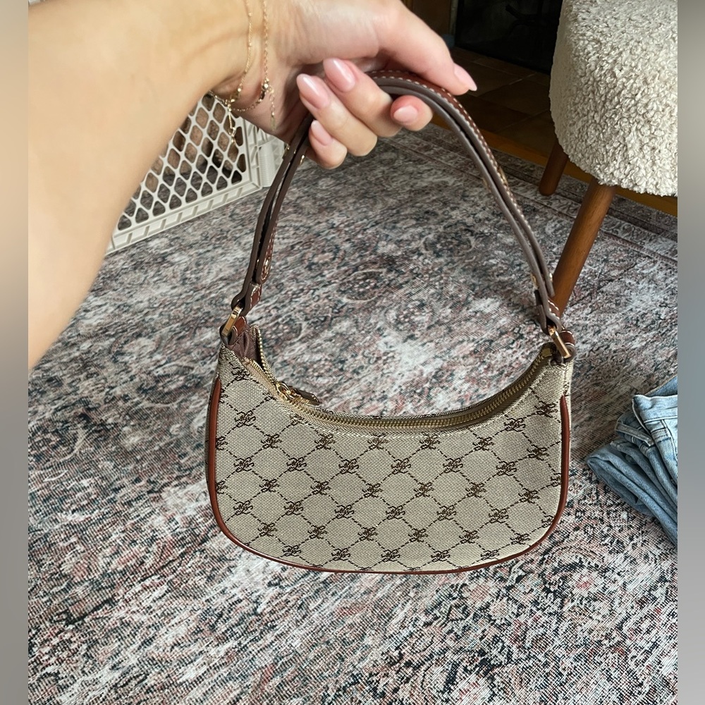 Purse - Picture 3 of 3